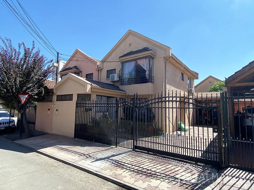 Cómoda Casa en pasaje cerrado